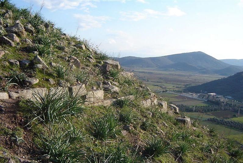Атарней
