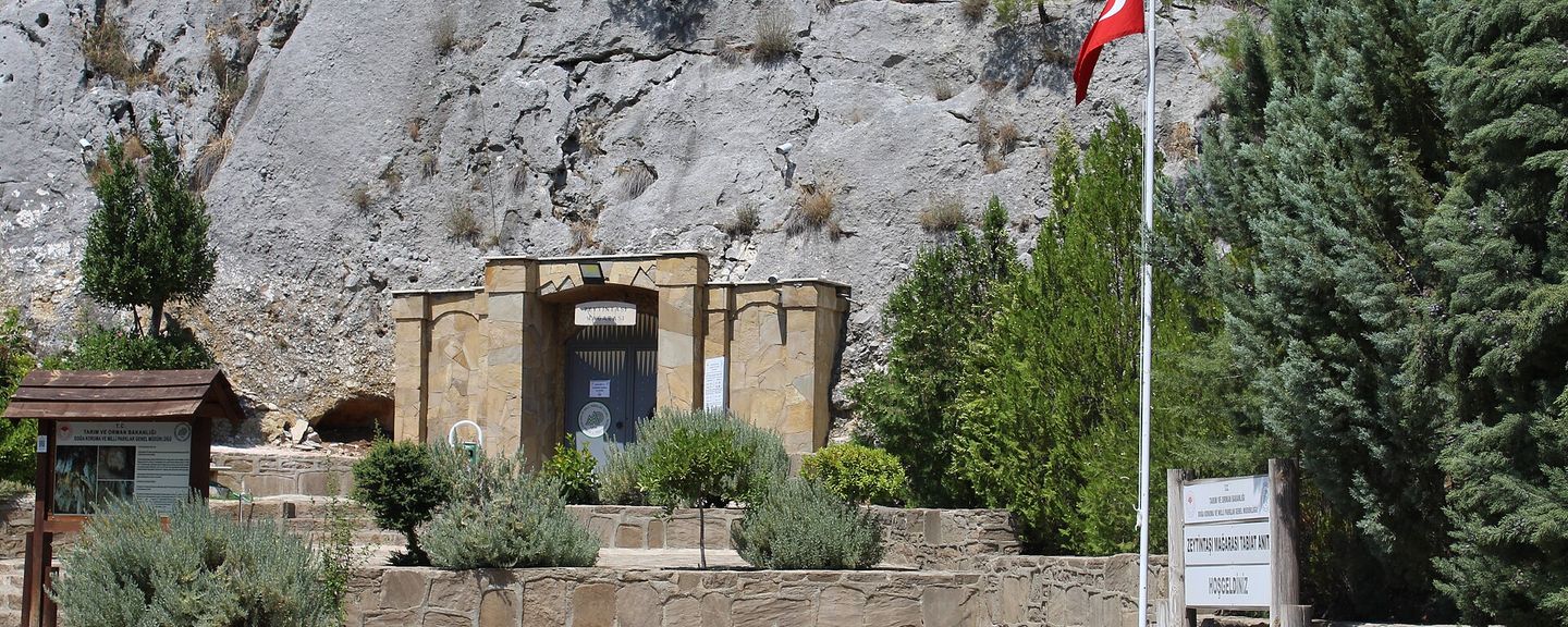 Zeytintaşı Cave
