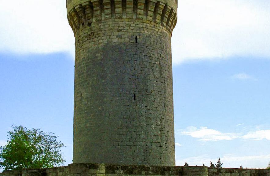 Круглый замок (Мардакян)