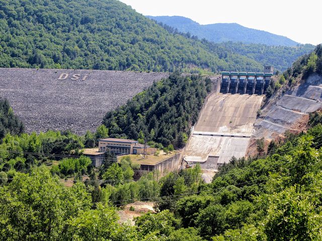 Gönen Dam