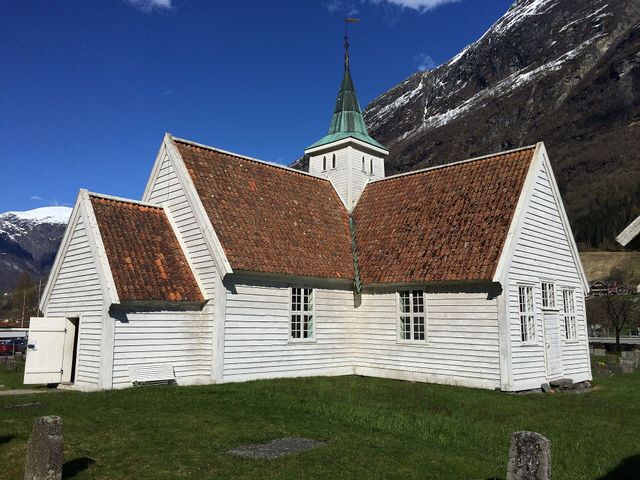 Old Olden Church