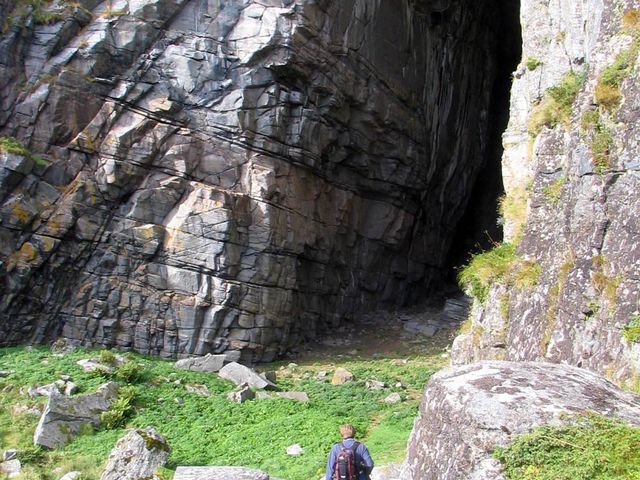 Kirkhellaren