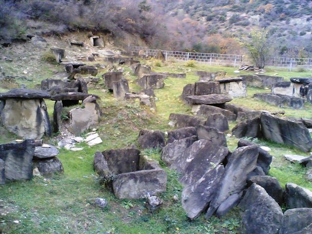 Самтаврский могильник