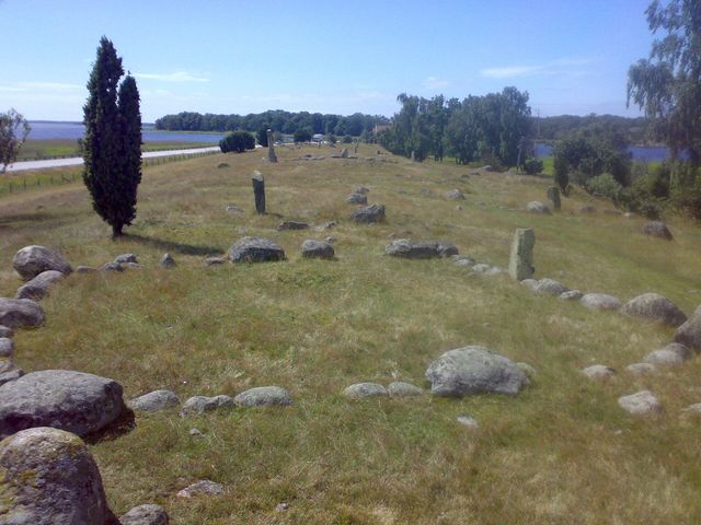 Hjortahammars grave field