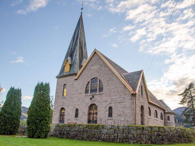 Kviteseid Church