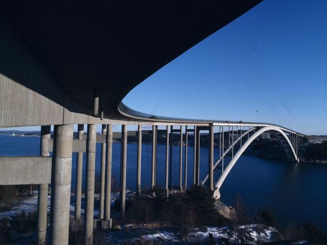 Almö Bridge