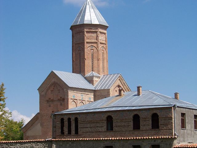 Akhali Shuamta monastery