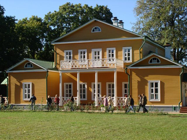 Тарханы