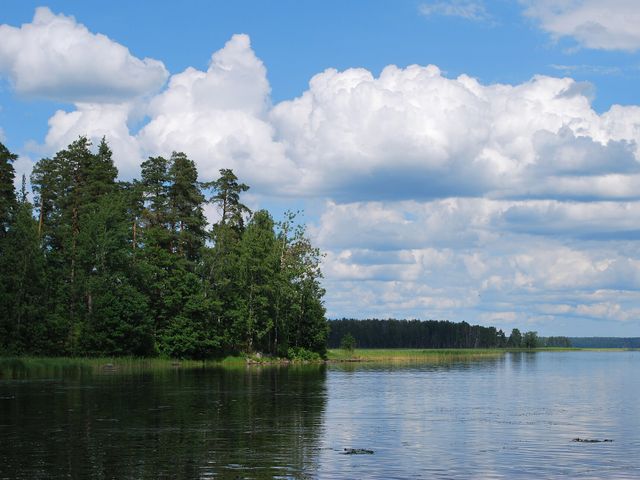 Глубокое озеро