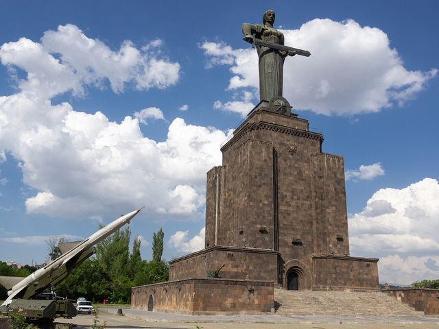 Мать Армения