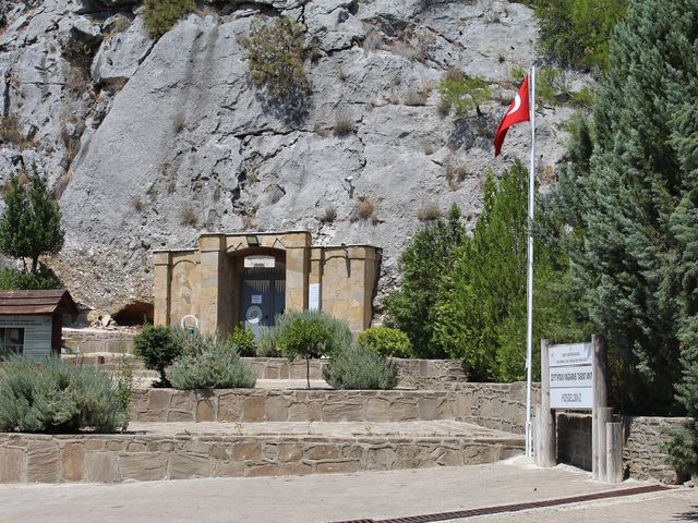 Zeytintaşı Cave