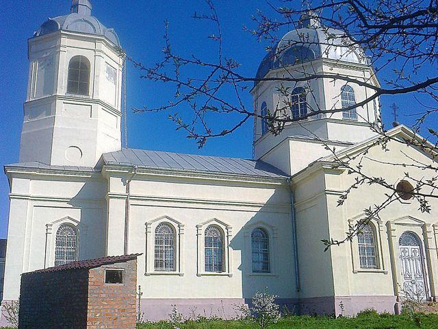 Церковь Сурб Аствацацин (Большие Салы)