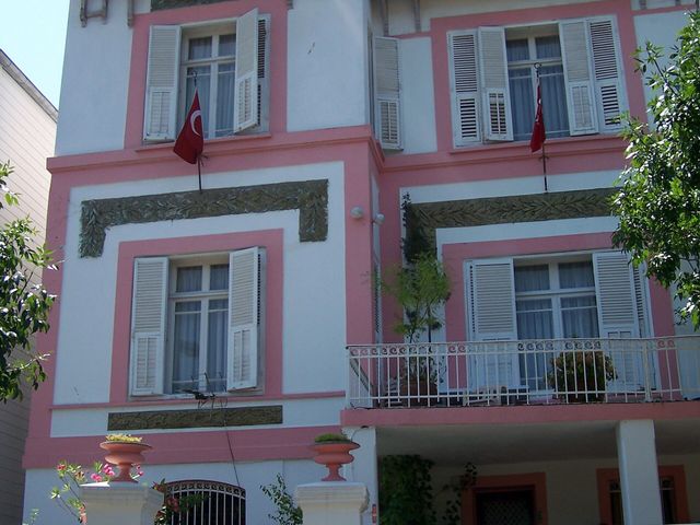 İsmet İnönü House Museum