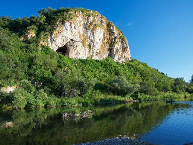 Чагырская пещера