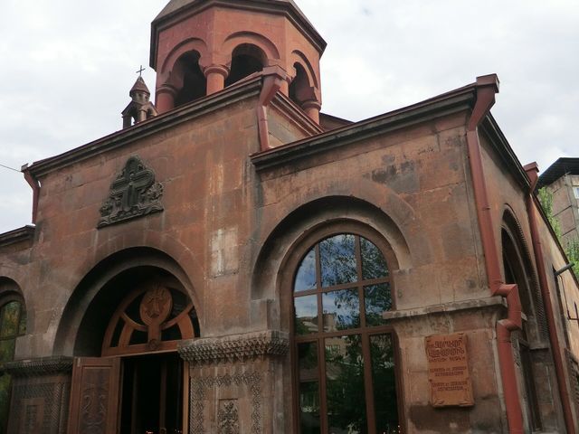 Церковь Сурб Зоравор Аствацацин