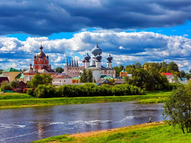 Тихвинский Богородичный Успенский монастырь