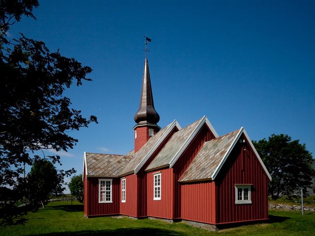 Flakstad Church