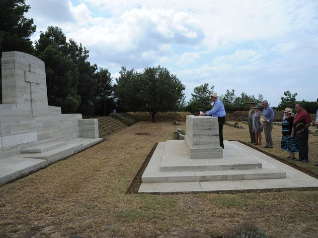 Hill 10 Cemetery
