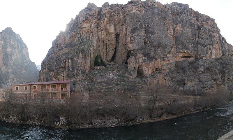 Арени