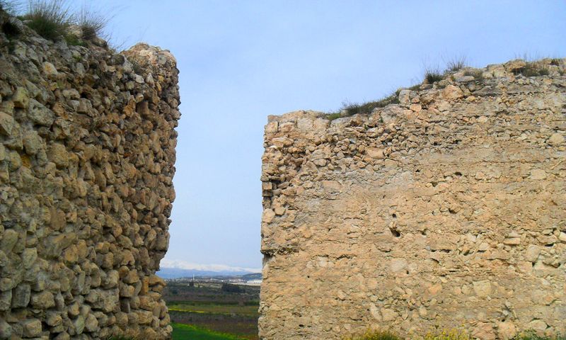 Yaka Castle