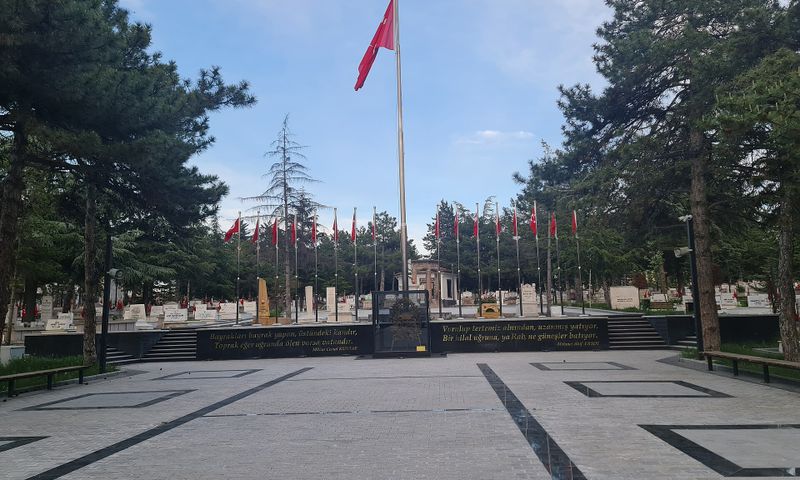 Военное кладбище Джебеджи