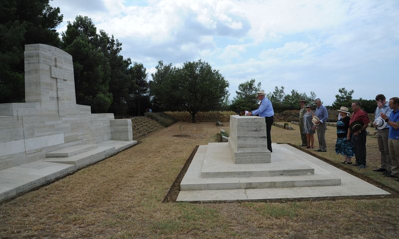 Hill 10 Cemetery